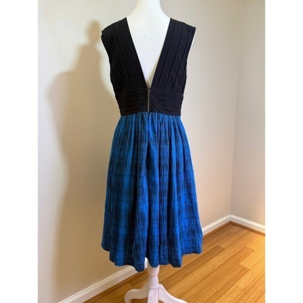 Tracy Reese Fit and Flare Dress 10 Blue Black Plaid Pleated Sleeveless Cocktail - Picture 3 of 6